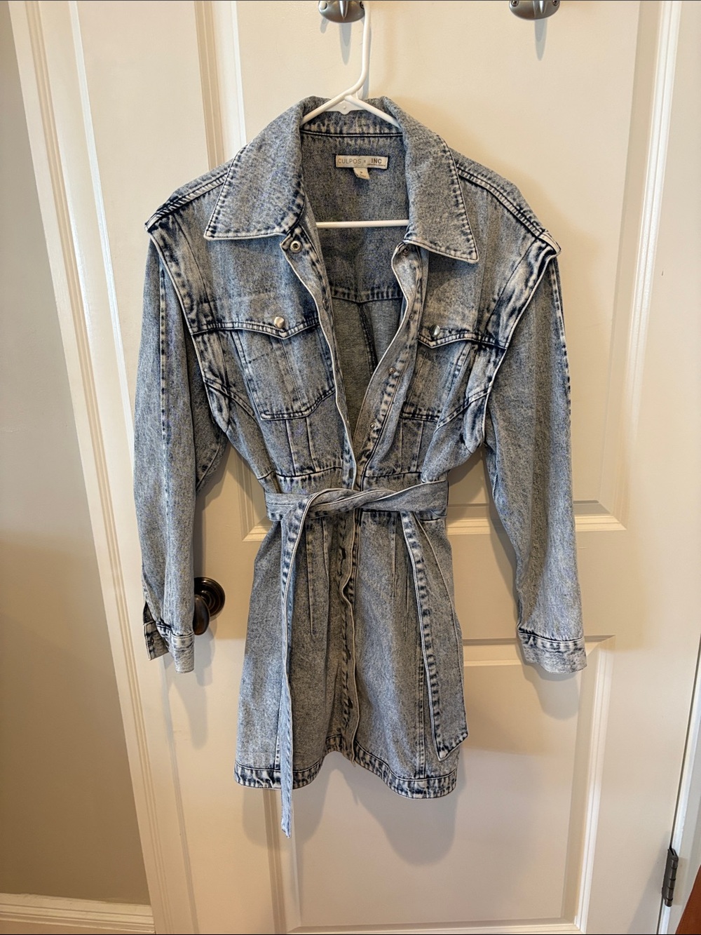 Washed Light Blue Denim Trench Jean Jacket with Waist Tie and Removable Sleeves